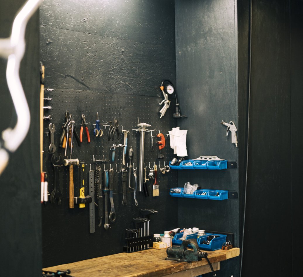 bike-repair-shop